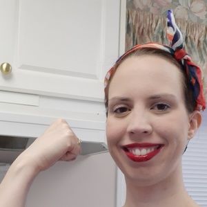 Meet your Posher, Alexandra